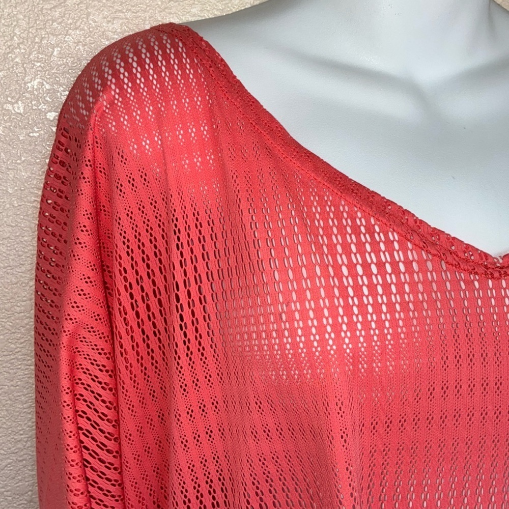 O’neill tee coverup, women's M, loose weave mesh, sheer. EUC - Picture 4 of 13